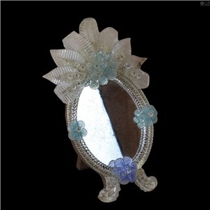 table_mirror_with_light_blue_flower
