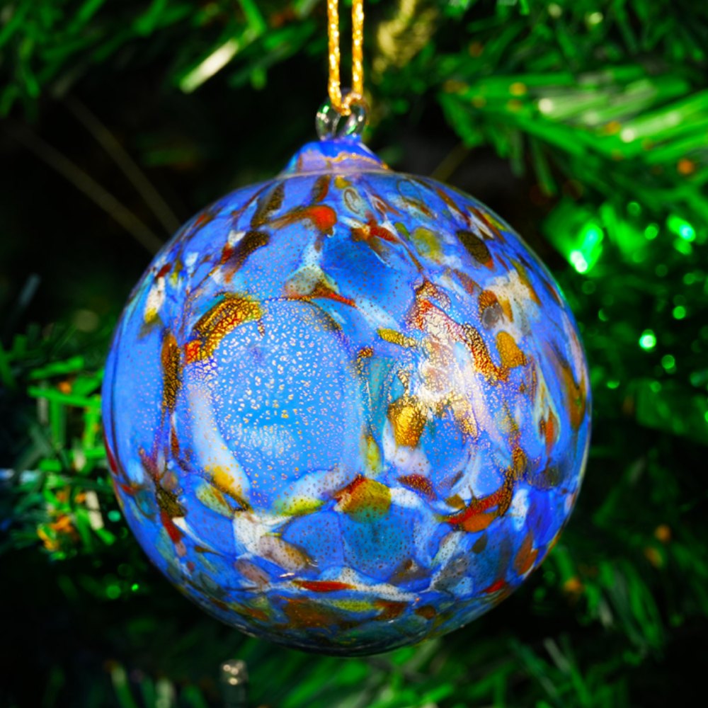ムラーノガラスのオーナメント：時代を超えたクリスマスデコレーション