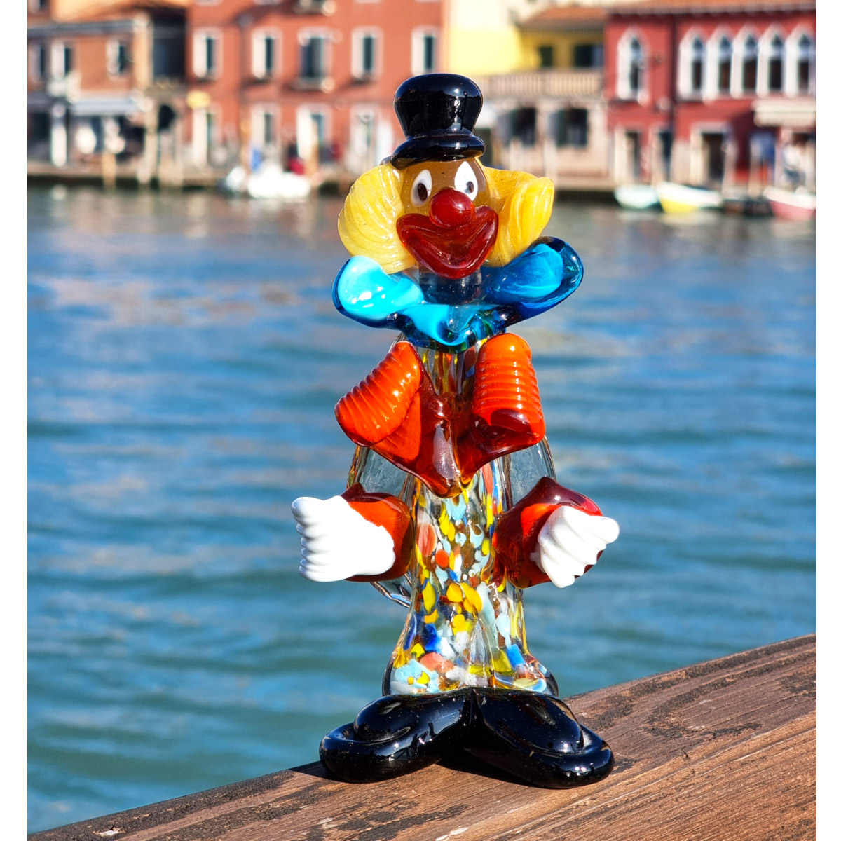 Clown glass shop