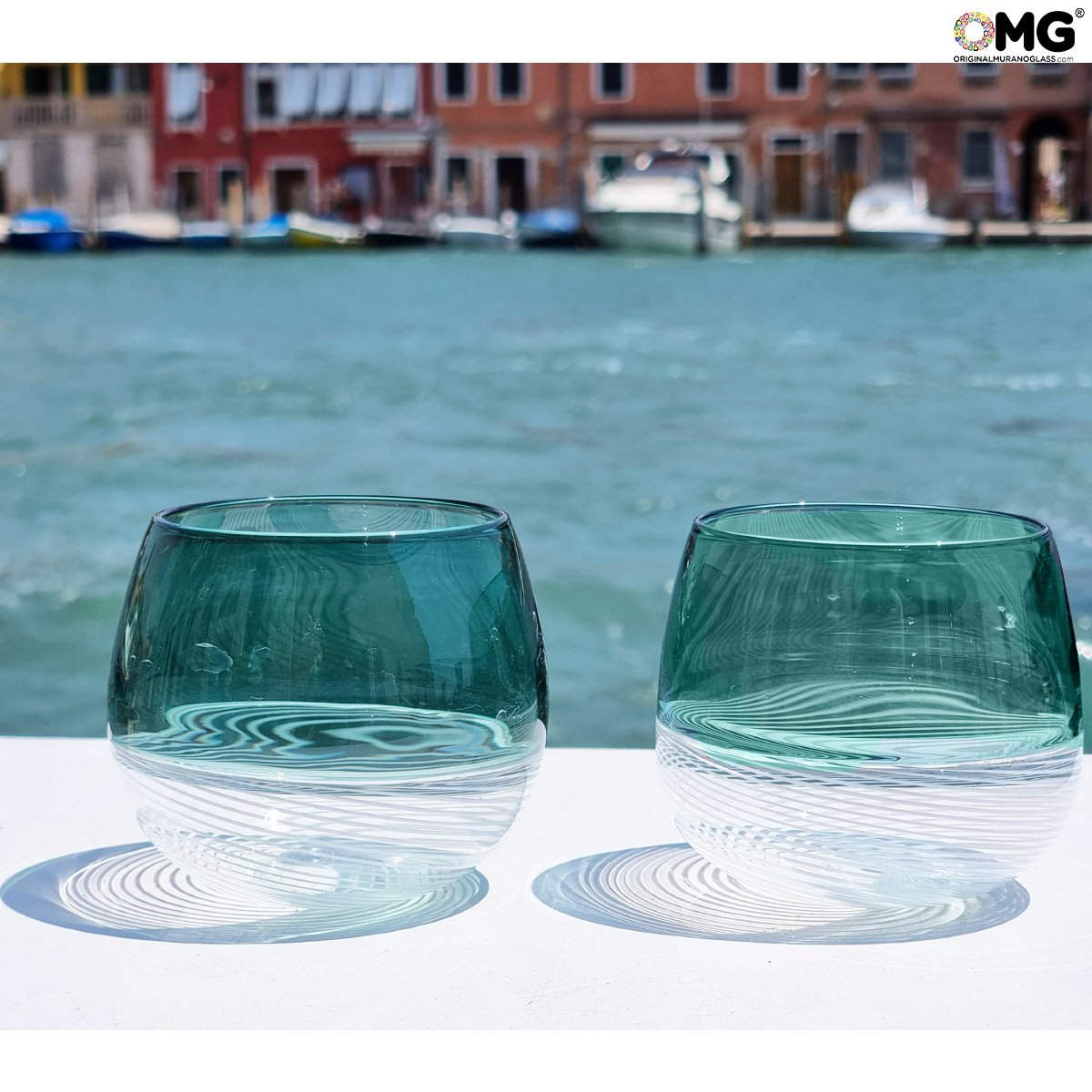 https://www.originalmuranoglass.com/images/stories/virtuemart/product/glasses_green_original_murano_glass_omg_murrina_filigree4.jpg