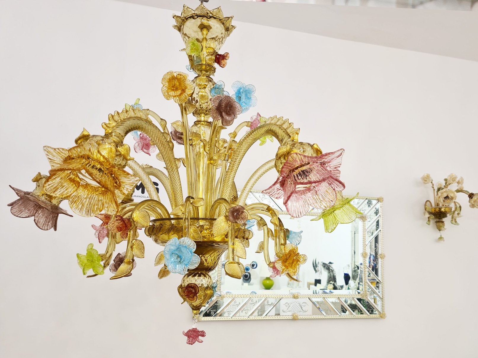 Murano Chandelier - 52 petals - White - Cherry Vintage Interior