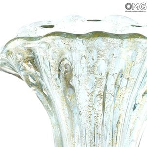 crystal_and_gold_vase_detail
