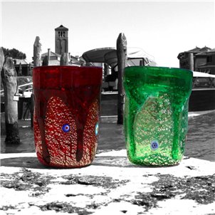 green_and_red_glasses_set_external