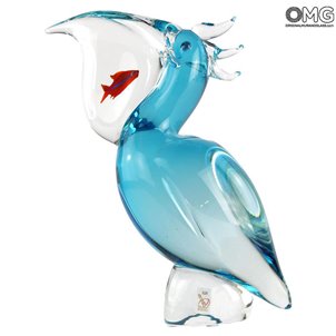 Blauer Pelikan mit rotem Fisch - Glasskulptur - Original Muranoglas OMG