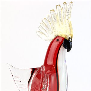 red_parrot_detail_1