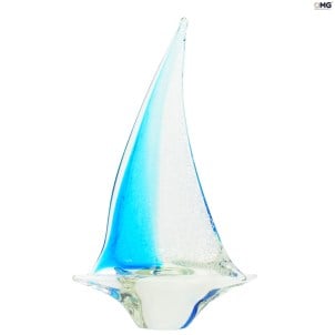 قارب شراعي محفور - أزرق فاتح - زجاج مورانو الأصلي OMG