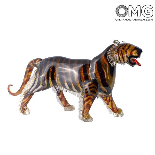 glass tiger sculpture