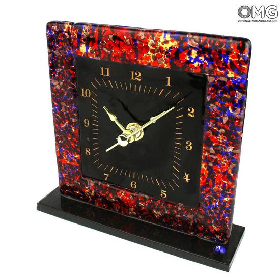 table_clock_red_with_gold_leaf_1.jpg