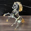 Cavallo rampante in vetro cristallo -  Con dettagli in foglia oro 24 kt - scultura -