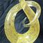 Exclusivo Love Knot em Ouro 24 quilates e vidro Murano encaracolado