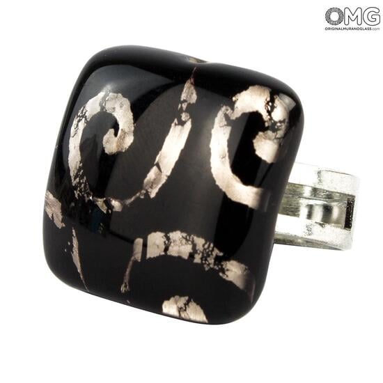 anillo_con_hoja_de_plata_negro_original_vidrio_de_murano_1.jpg